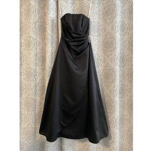 David's Bridal Black Bridesmaid Dress Size 2